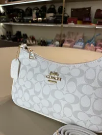 Coach Teri CV9 White Shoulder Bag  – Image 6