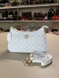 Coach Teri CV9 White Shoulder Bag  – Image 5