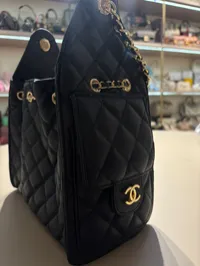 Chanel 25 Large Handbag Black & Gold – Image 5