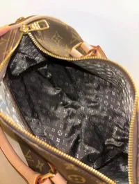 Louis Vuitton Speedy Bandouliere 25 (Classic Monogram) – Image 7