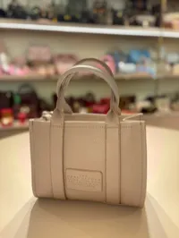 Marc Jacobs leather Tote Medium Bag - Beige – Image 3