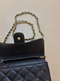 Chanel - Classic wallet on chain (Black) – Image 7