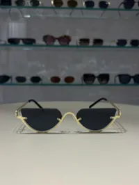 Gucci Sunglasses – Image 2