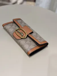 Coach Wallet – Image 4