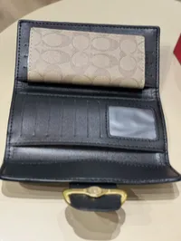 Coach Wallet – Image 5