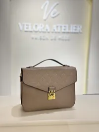 Louis Vuitton Pochette Metis – Image 1
