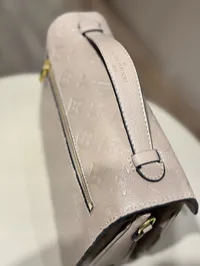 Louis Vuitton Pochette Metis – Image 2