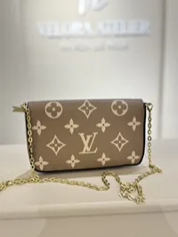 Louis Vuitton Pochette Felicie Monogram – Image 3