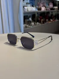 Chanel Square Sunglasses with Gold Metal – Image 8