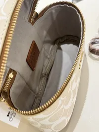 Coach Rainer Crossbody Bag 18 Signature – Image 5