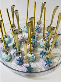 CAKE POPS – Image 1