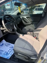 🚗HYUNDAI ELANTRA  🚩AÑO 2016 – Image 9