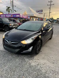 HYUNDAI ELANTRA  – Image 2