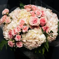 Rose & Hydrangea Bouquet – Image 1