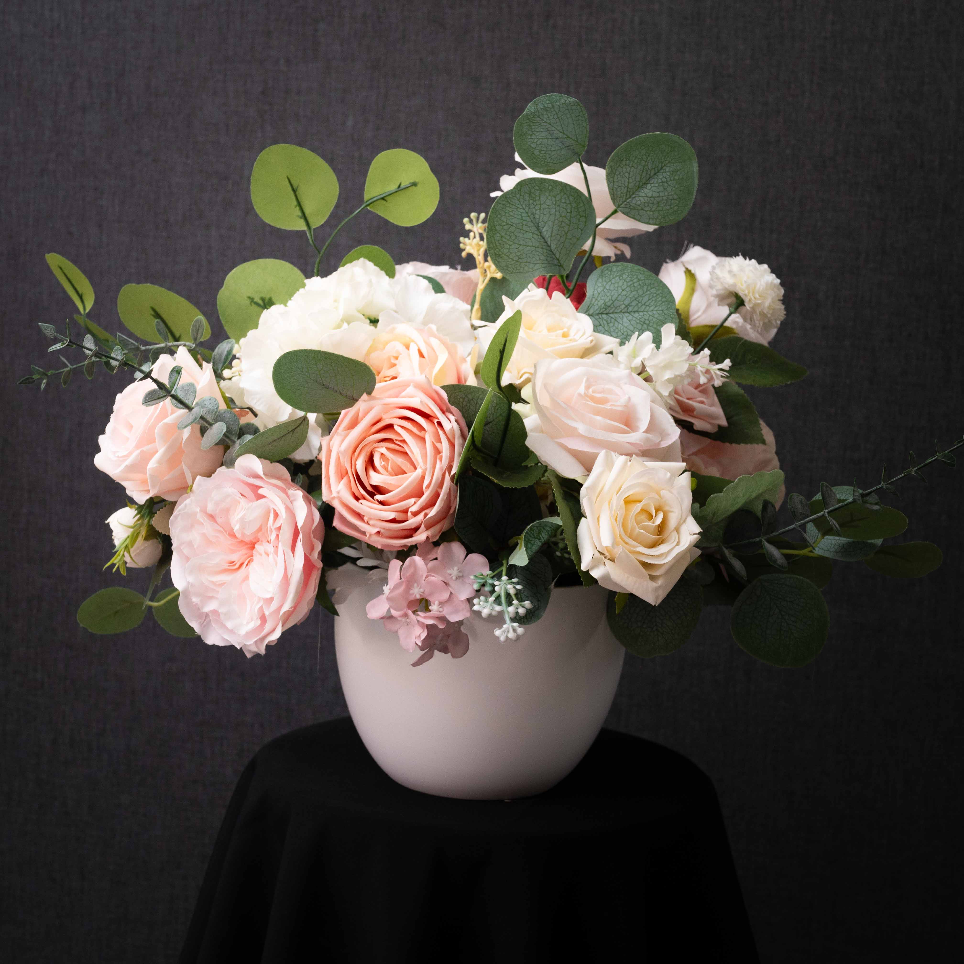 Eternal Blush Centrepiece – Image 1