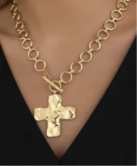 Notable Hammered Cross Toggle Necklace – Image 5