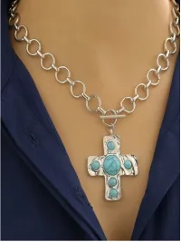 Notable Hammered Cross Toggle Necklace – Image 6