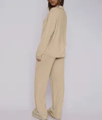 Long-Sleeved Pajamas Set – Image 2