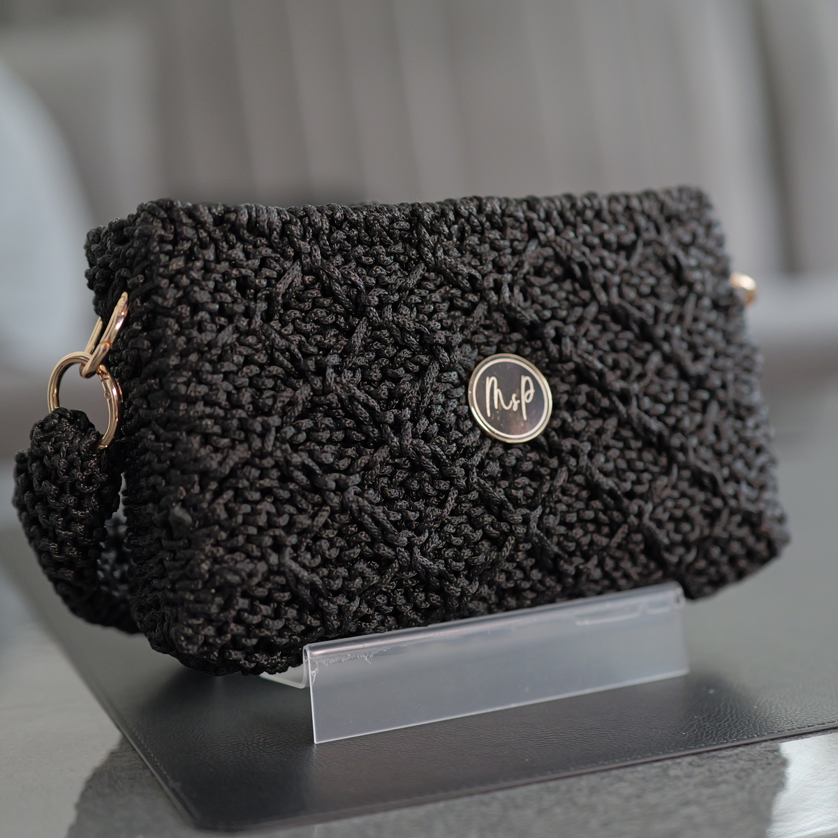 Aphrodite Midi Black – Image 1