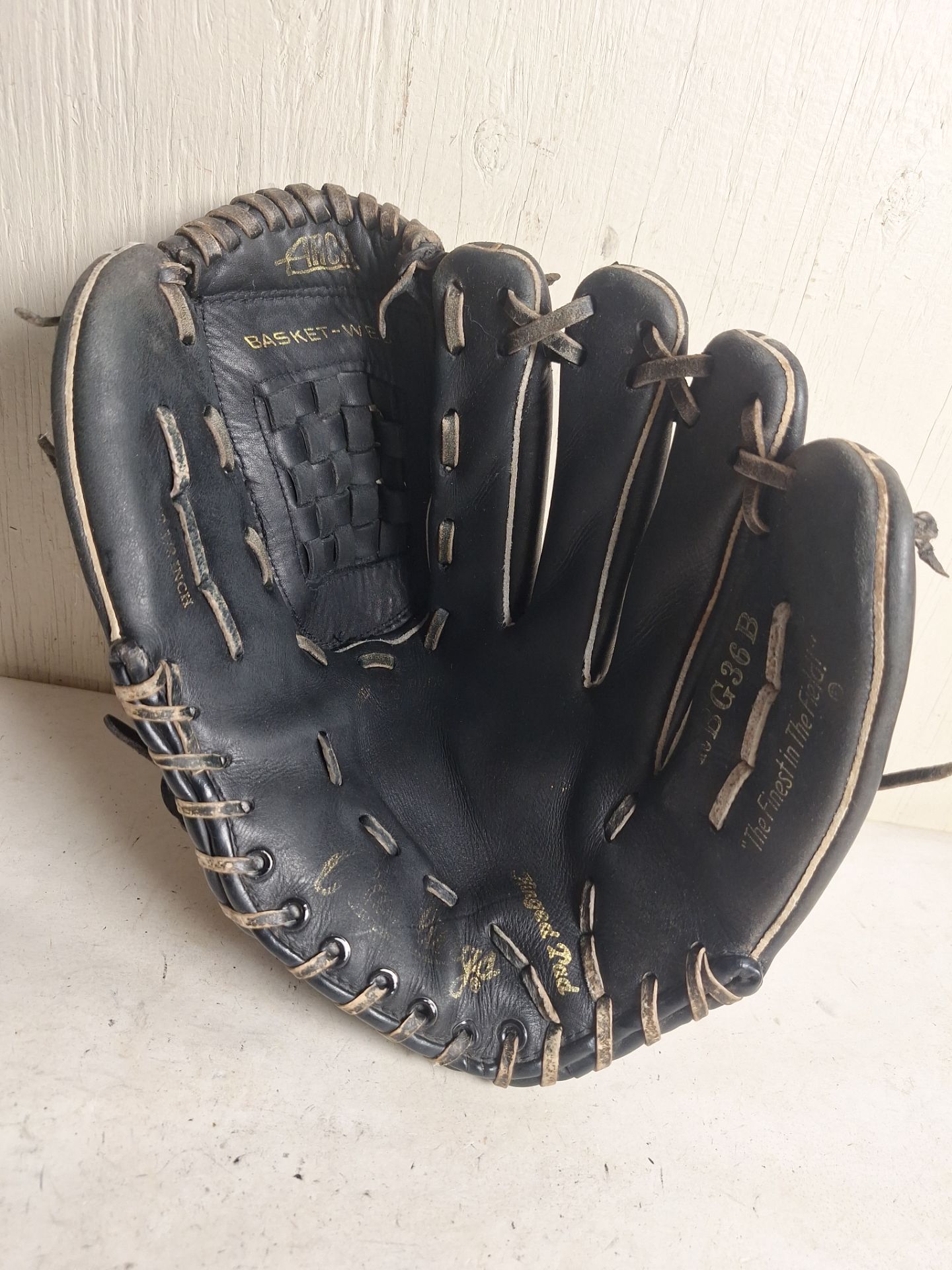 KEN GRIFFEY JR Baseball glove, 12.5" – Image 1
