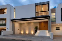 CASA - EN VENTA - LOMAS DEL BOSQUE  – Image 1