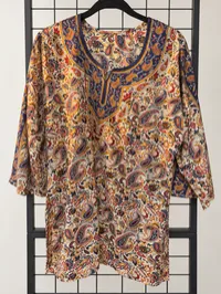 White 3/4 Sleeve Shirt w/ Multicolor Paisley Print – Image 1
