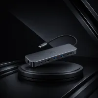 TechGear USB-C 7-in-1 Hub – Image 1