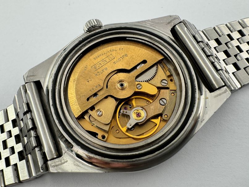 Vintage BULOVA 12095 Diver Automatic Black Tapisserie Dial Cal 11 AOACB - 38 mm – Image 5