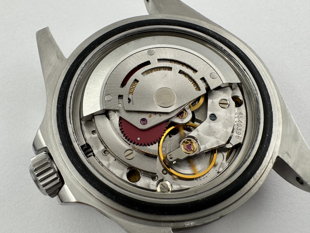 Vintage ROLEX 14060 Submariner No Date Automatic Cal 3000 Serial N 1.991 - 40 mm – Image 7