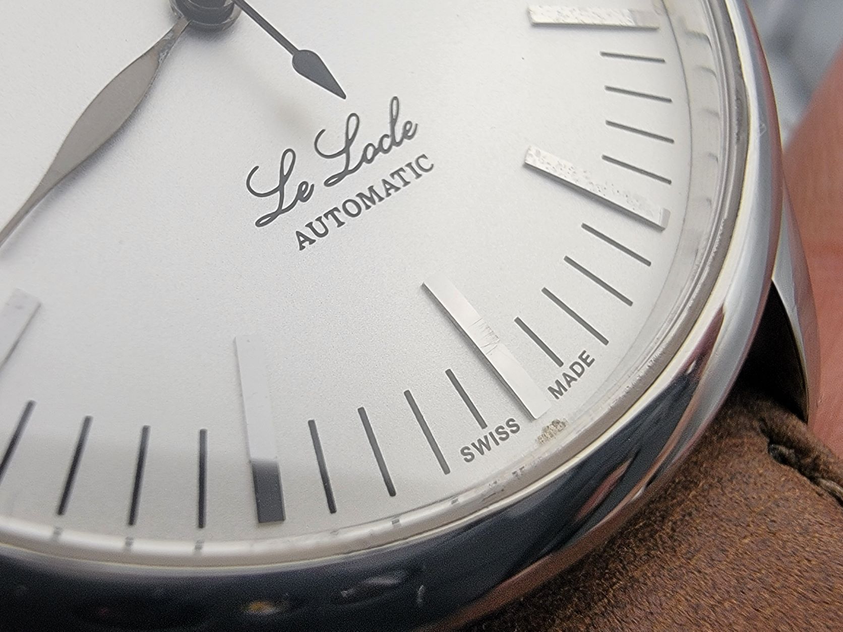 TISSOT Le Locle L 164 / 264 Automatic Date Cal ETA 2824-2 White Dial - 39 mm – Image 12