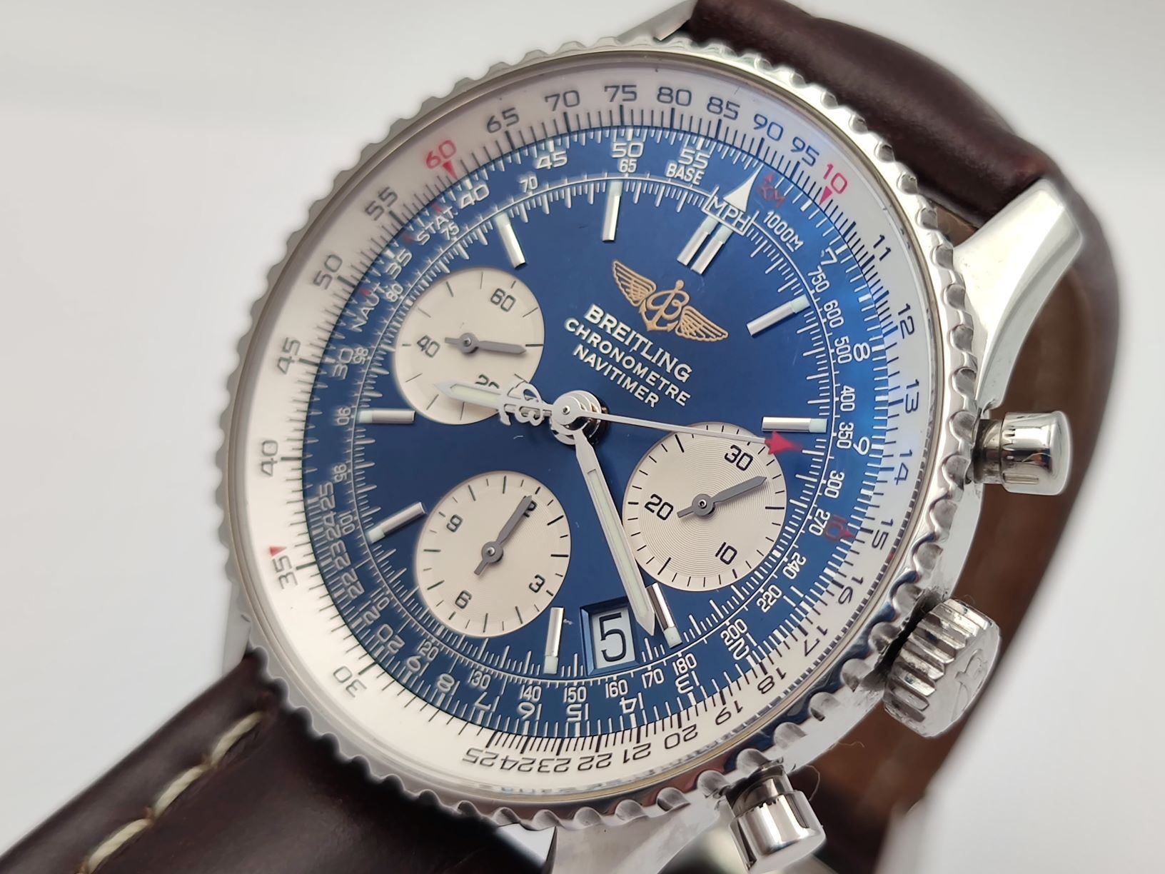 BREITLING Navitimer A23322 Reverse Panda Blue Dial Automatic Chronograph - 41 mm – Image 2