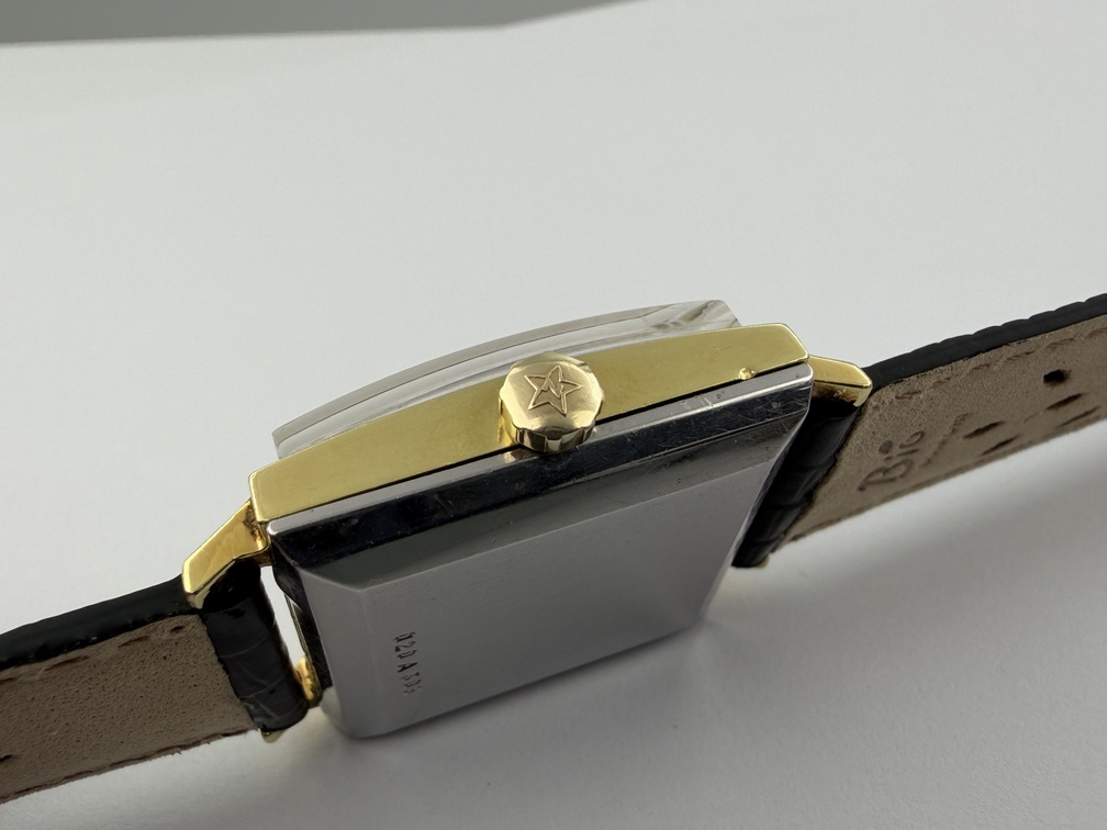 ZENITH Square "Kennedy" Tropical Dial Gold Plated Cal 2562 PC Automatic - 29 mm – Image 3