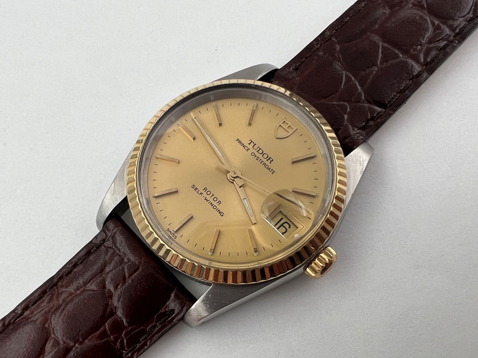 Vintage TUDOR 74033 Prince Oysterdate Automatic Date Fluted 18K Gold Bezel 34 mm – Image 2