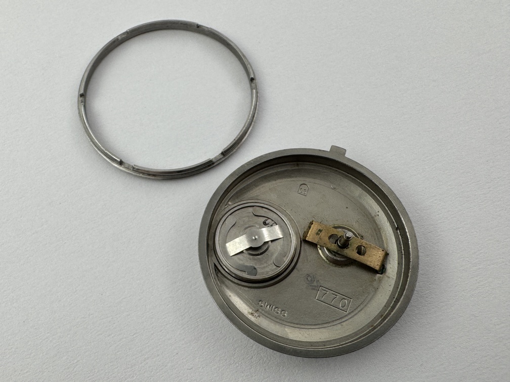 Vintage BULOVA 770 Spaceview "T" Accutron All Stainless Steel Cal 2141 - 38 mm – Image 6