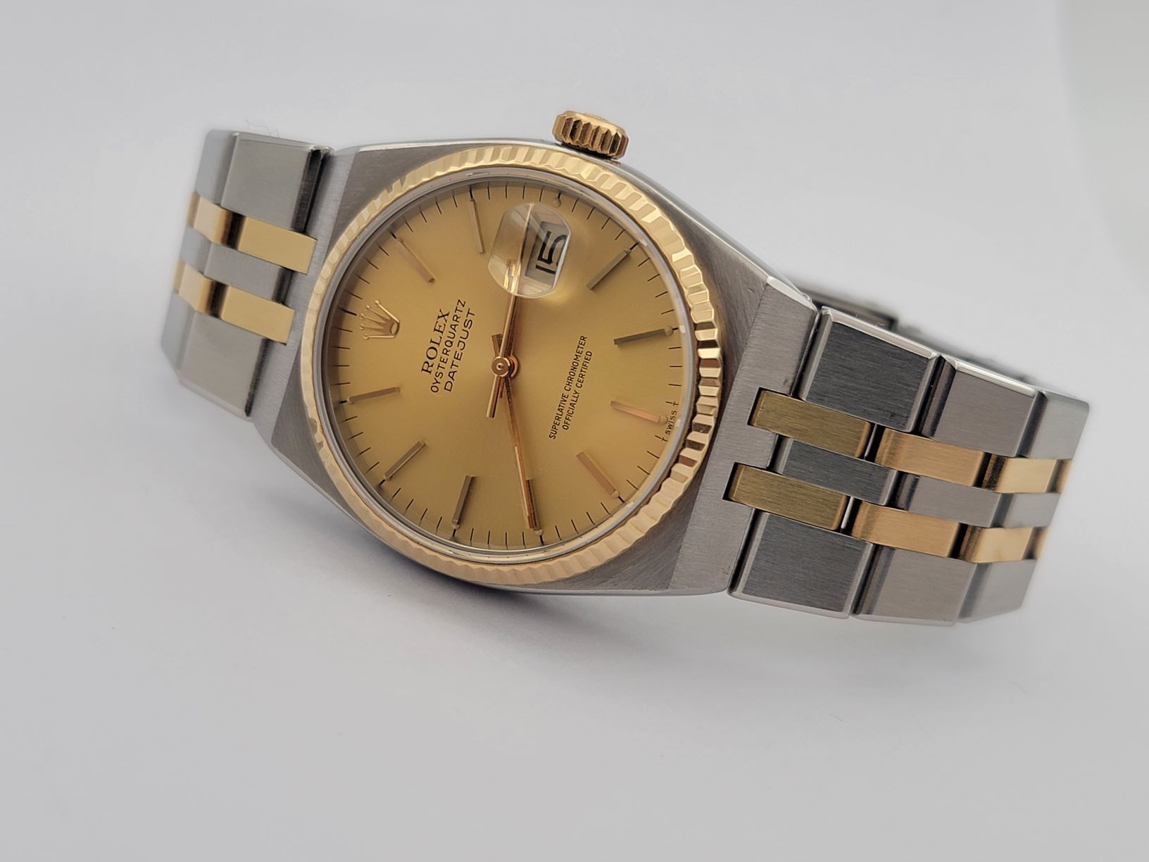 Vintage ROLEX 17013 Datejust OysterQuartz 18K Gold & Steel Cal 5035 COSC - 36 mm – Image 2