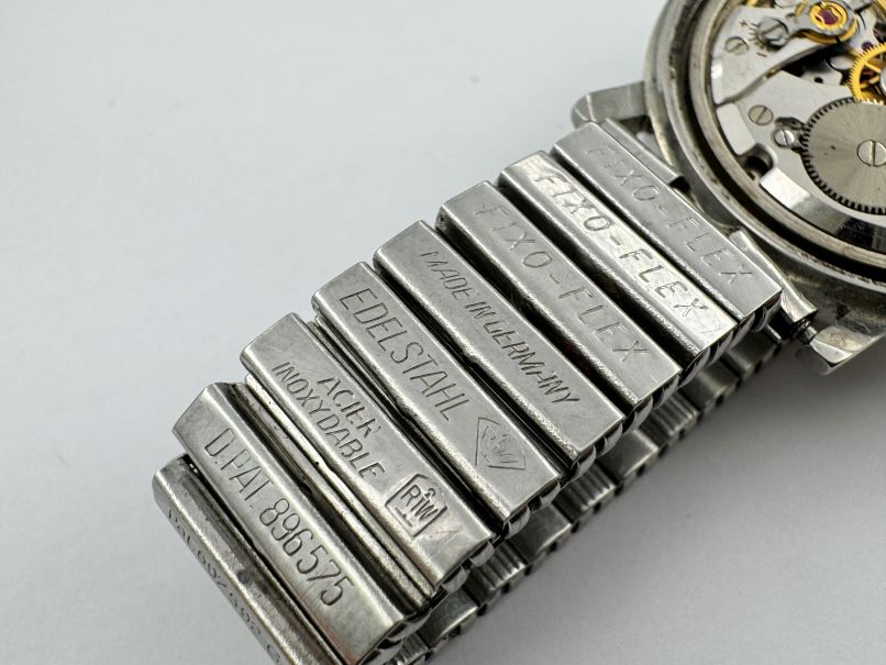 Vintage ZENITH Arabic Dial Manual Winding Cal 2532 All Stainless Steel - 34 mm – Image 11