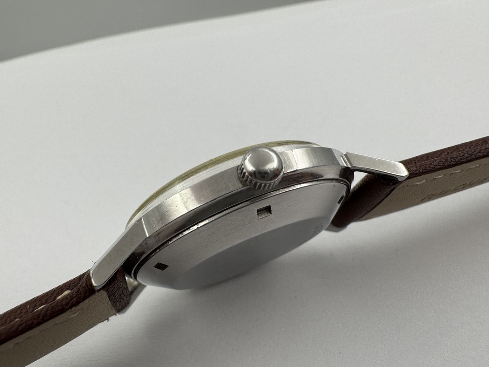 Vintage ZENITH Stellina Date Crosshair Pie Pan Dial Automatic Cal 2542PC - 34 mm – Image 3