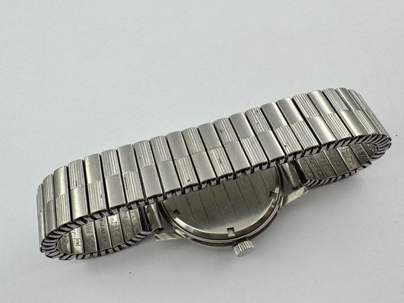 Vintage ZENITH Arabic Dial Manual Winding Cal 2532 All Stainless Steel - 34 mm – Image 12