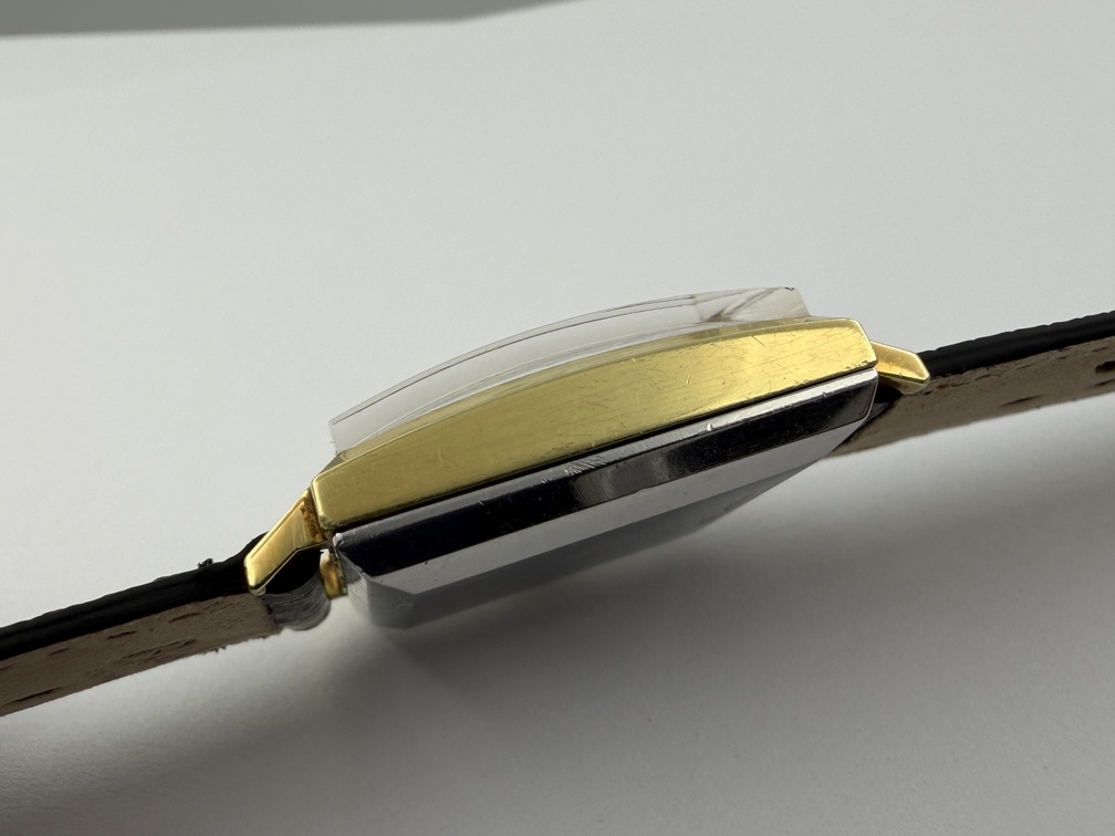 ZENITH Square "Kennedy" Tropical Dial Gold Plated Cal 2562 PC Automatic - 29 mm – Image 10