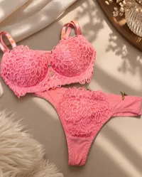 Conjunto de Lingerie em Renda – Fio Duplo – P