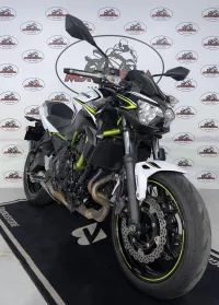 Mota Kawasaki Z650 – Imagem 6