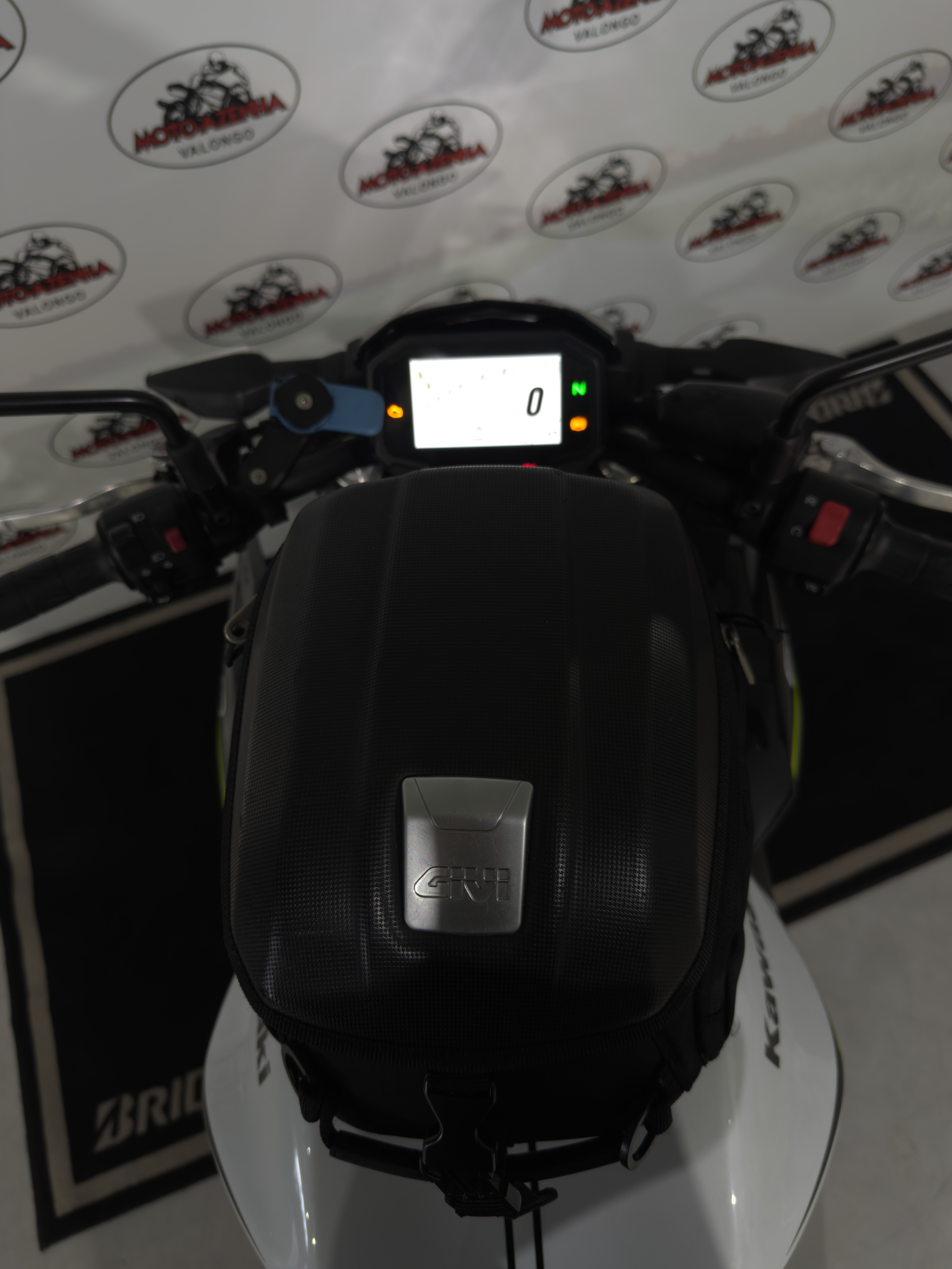 Mota Kawasaki Z650 – Imagem 22