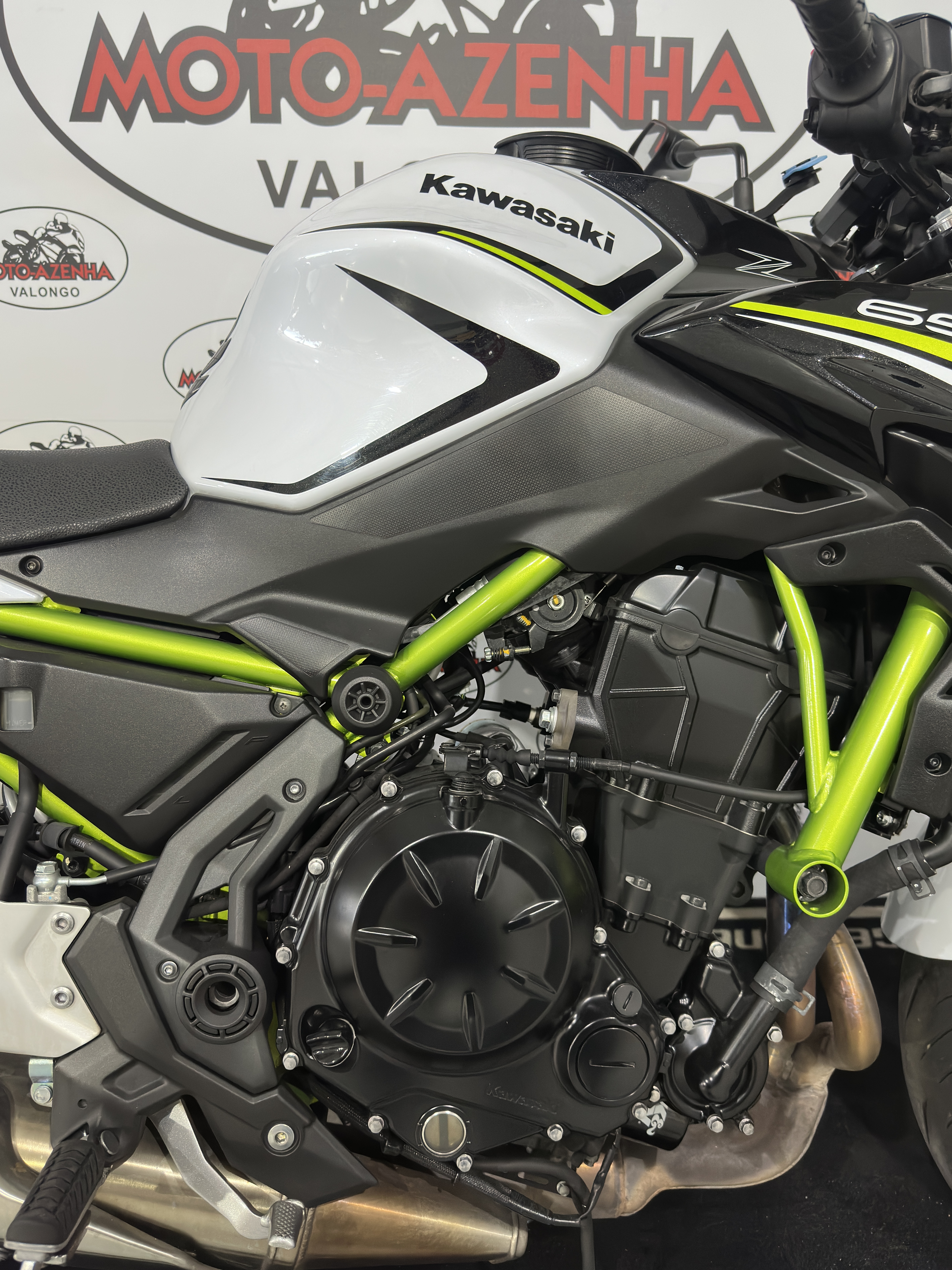 Mota Kawasaki Z650 – Imagem 16