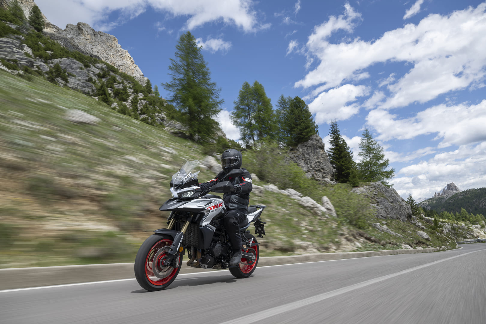 Mota Benelli TRK 902 STRADALE – Image 20