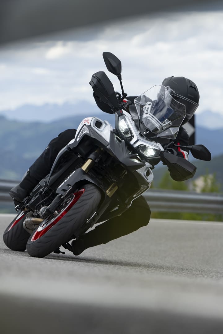 Mota Benelli TRK 902 STRADALE – Image 18
