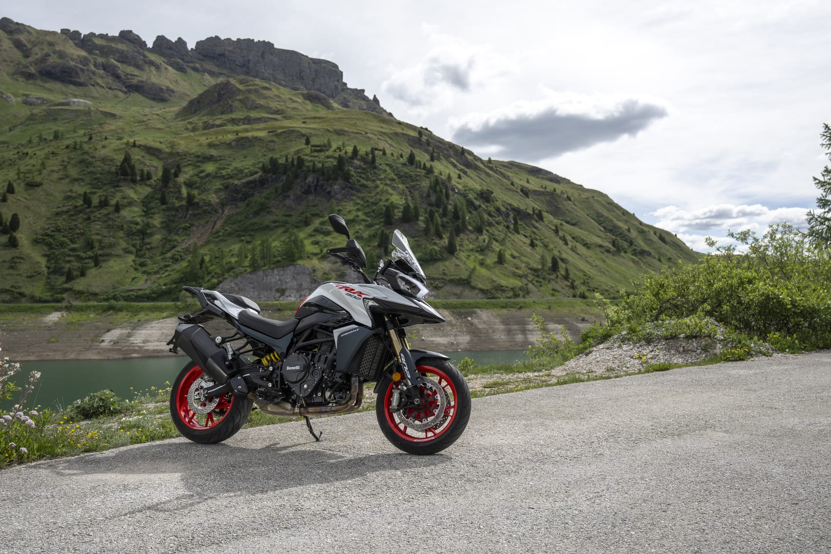 Mota Benelli TRK 902 STRADALE – Image 17