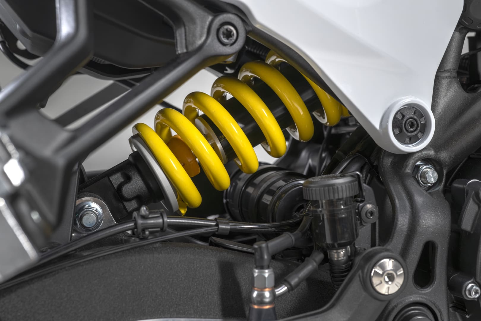 Mota Benelli TRK 902 XPLORER – Image 15