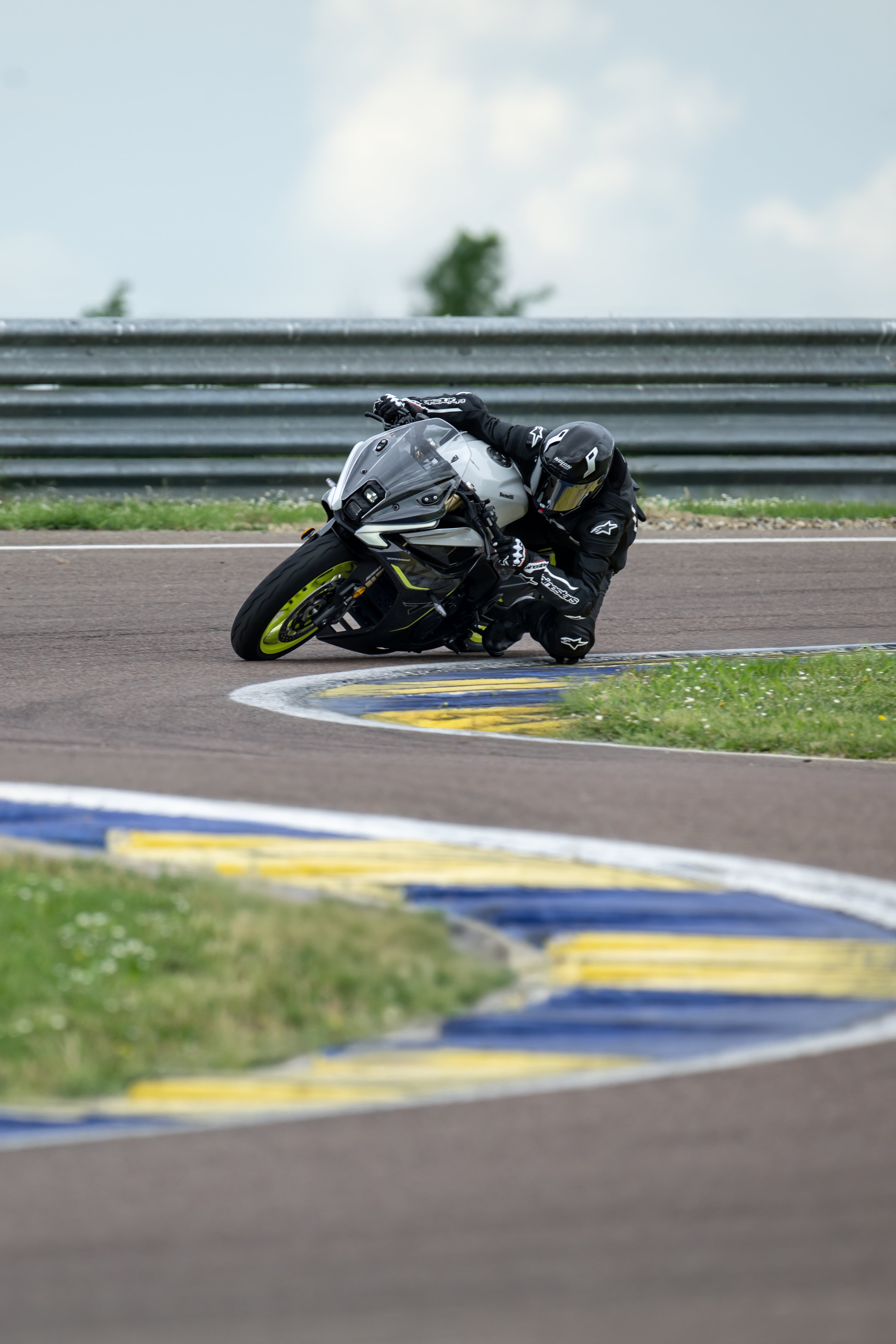 Mota Benelli Tornado 550 – Image 23