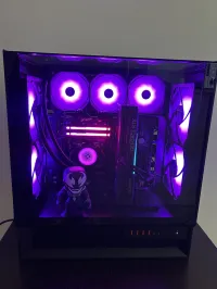 Custom Gaming PC/ Ryzen 7 9700X / 32GB/ 1TB NVMe/ RTX 5070 3X Fans – Image 4