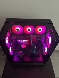 Custom Gaming PC/ Ryzen 7 9700X / 32GB/ 1TB NVMe/ RTX 5070 3X Fans – Image 2